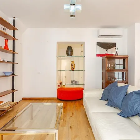 Via Morelli A E B - 2 Con Bagno Privato, E Cucina In Comune Apartman Pero