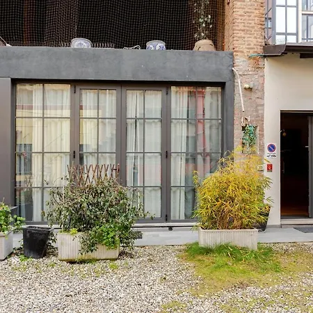 Apartman Via Morelli A E B - 2 Con Bagno Privato, E Cucina In Comune Pero